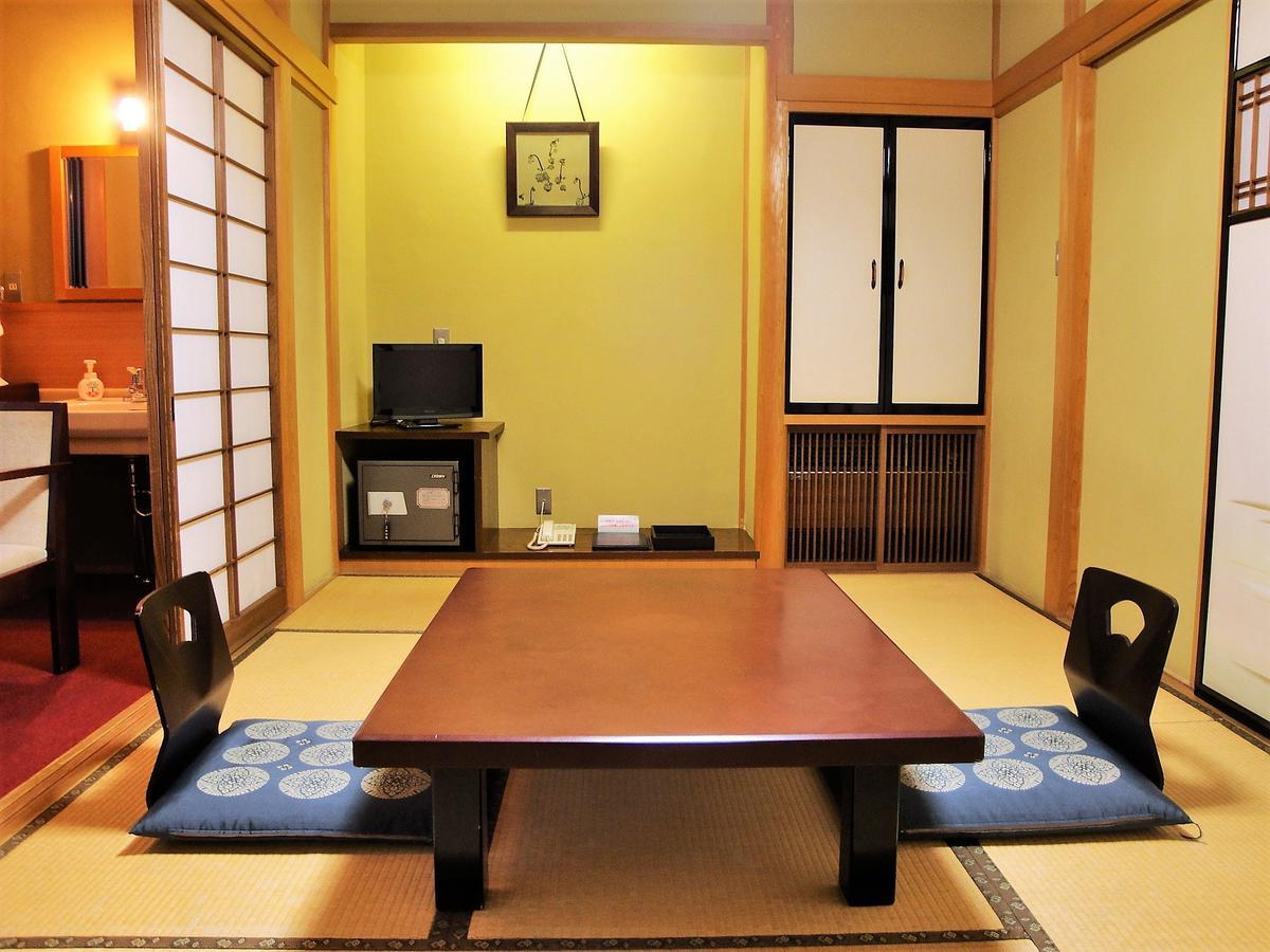 Aihokan Takayama  Buitenkant foto